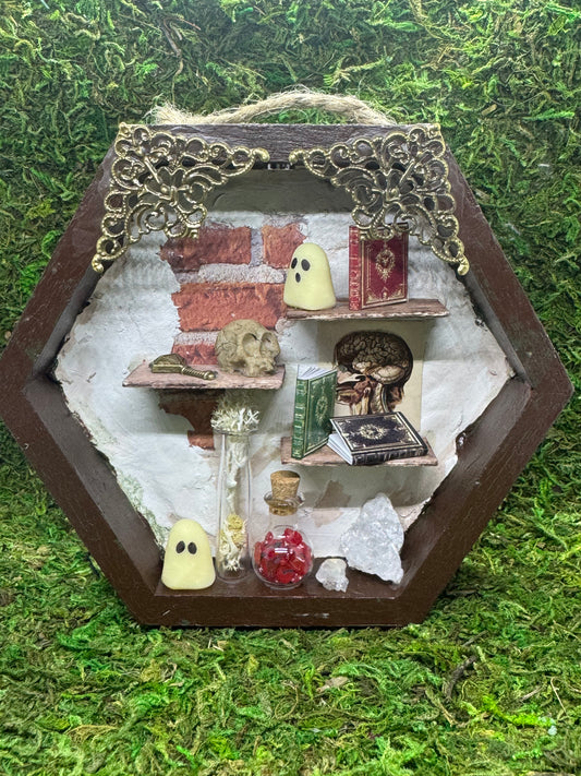 Ghost mini shelf