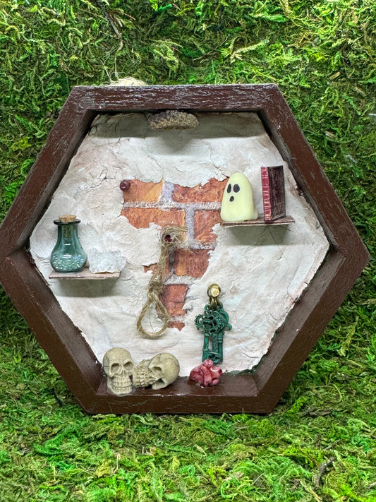 Ghost shelf/diorama
